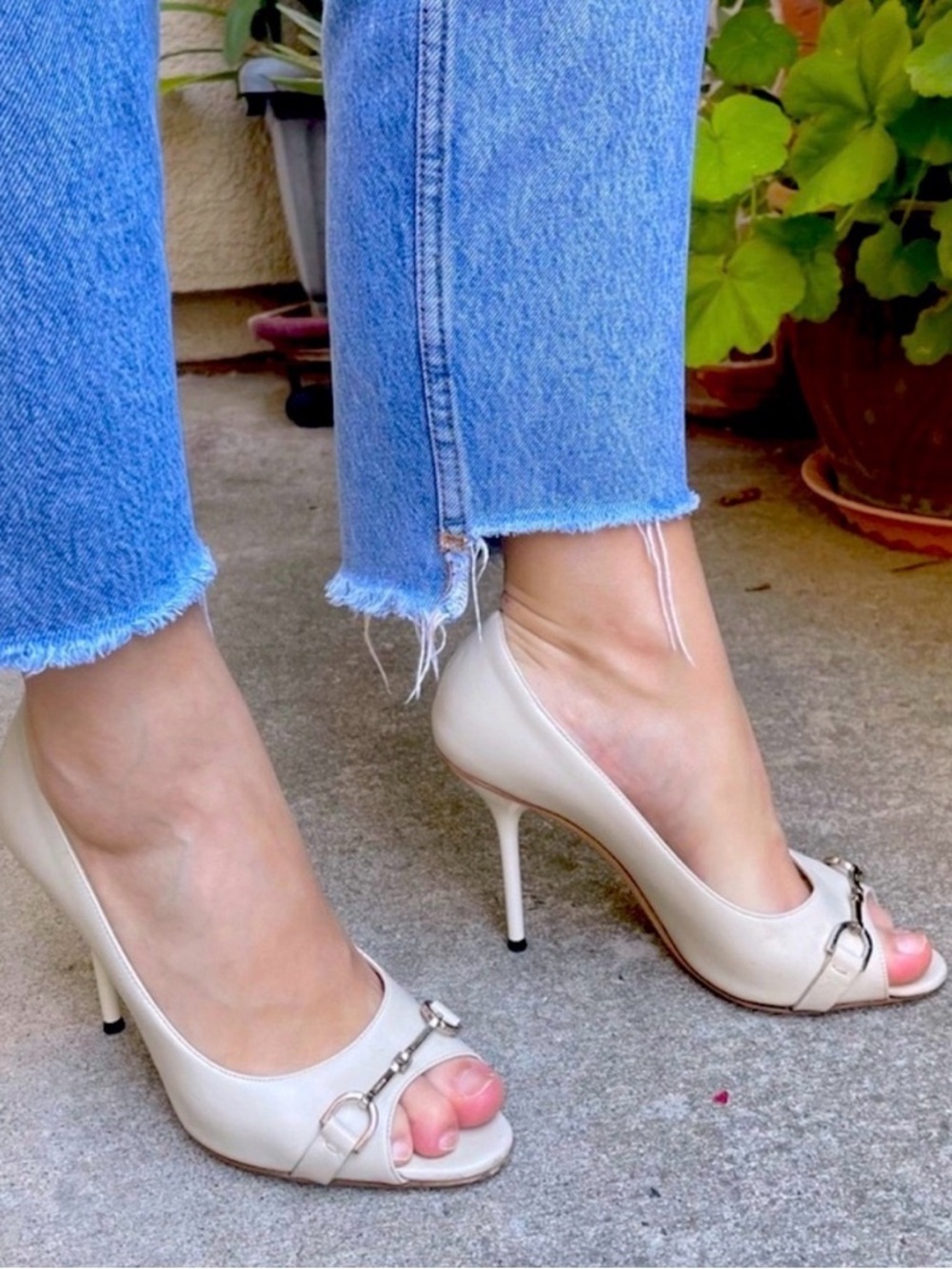 GUCCI Horsebit Silver Accent Cream Peep-Toe Stiletto Heels 40 - Picture 13 of 13